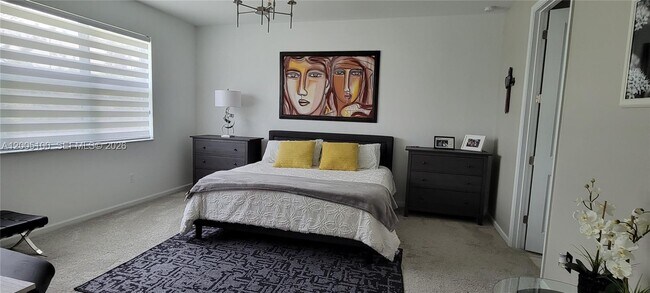 Building Photo - 11637 SW Lyra Dr.