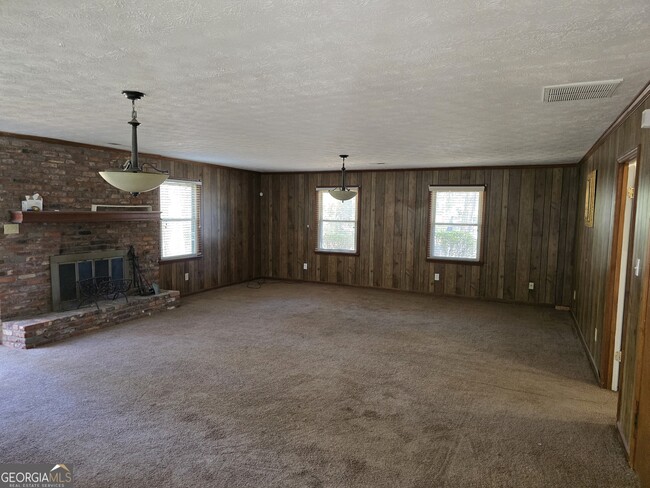 Building Photo - 170 Port Antonio Ct SW