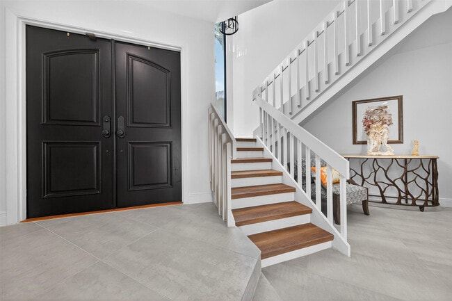 Building Photo - 1505 SE 11th St