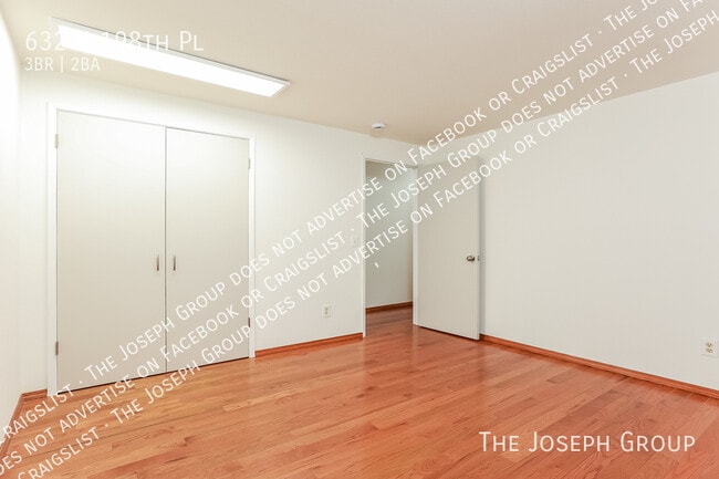 Building Photo - 632 N 198th Pl