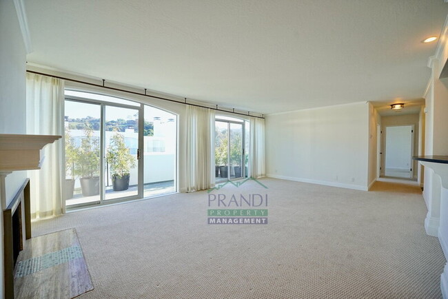 Building Photo - 2335 Shelter Bay Ave