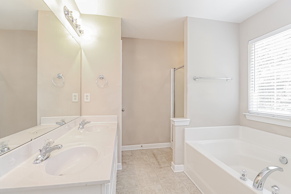 Building Photo - 2865 Island Point Dr NW
