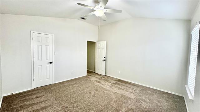 Building Photo - 705 Piedmont Dr