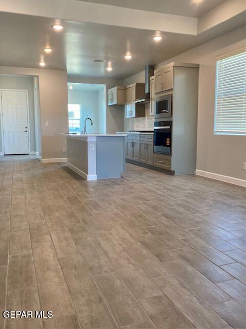 Building Photo - 13972 Summer Vly Ave