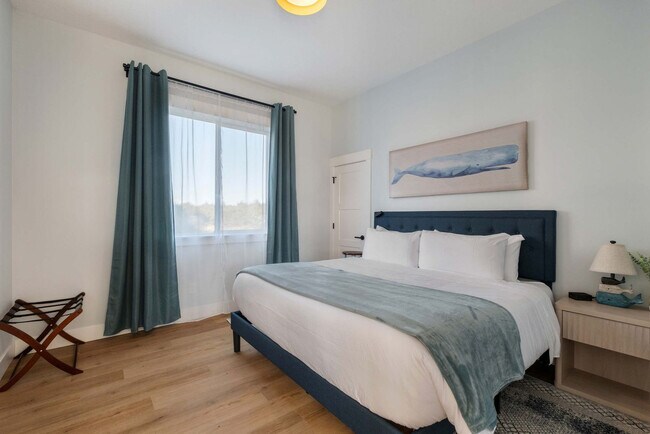 Building Photo - 1288 Cohasset Crest N