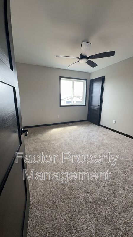 Building Photo - 3212 Scotch Ln