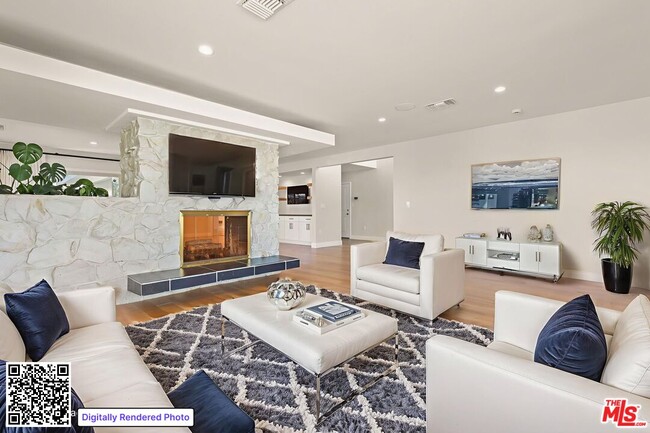 Building Photo - 4102 Cloverdale Ave