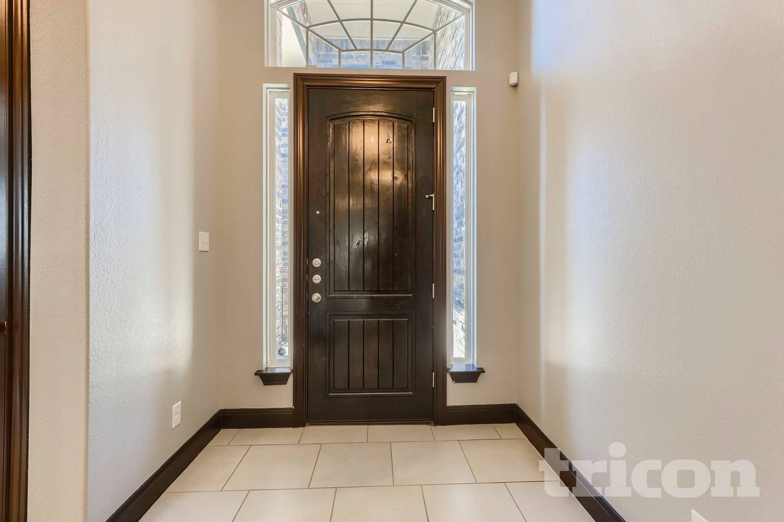 Building Photo - 12427 Loving Ml