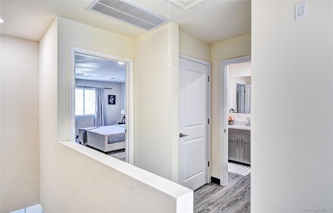 Building Photo - 16 Moka Pl