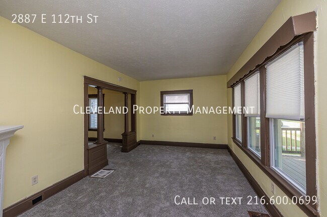Building Photo - 2887 E 112th St