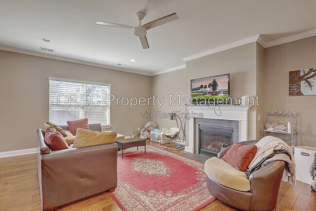Building Photo - 1157 Leary St