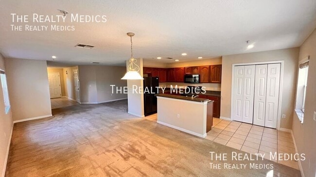 Building Photo - 331 Freedom's Ring Dr