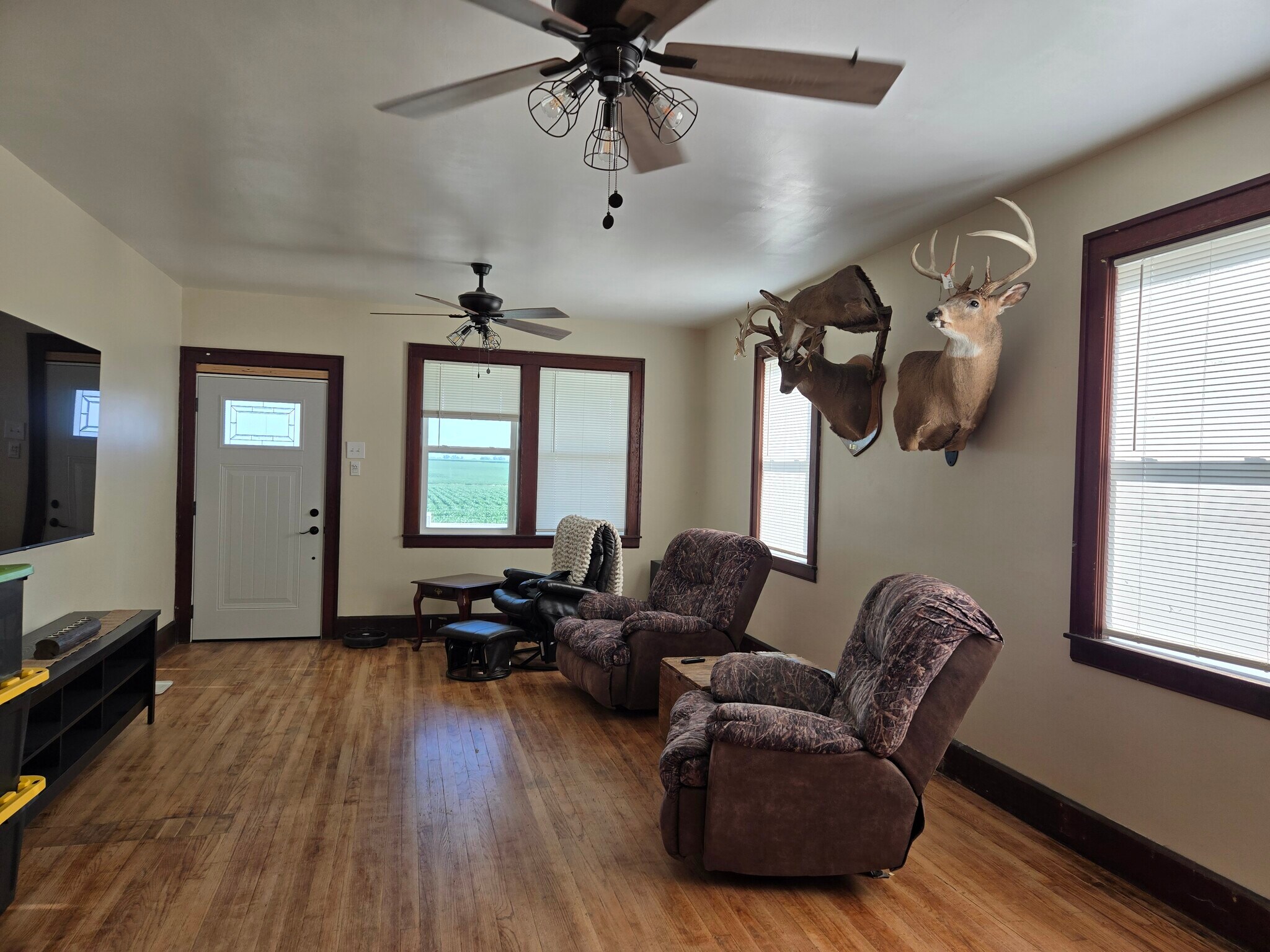 Building Photo - 1749 N 1950th Ave