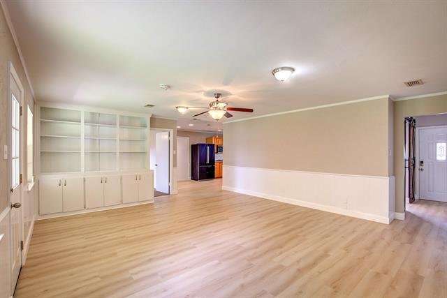 Building Photo - 604 Ruidoso Dr