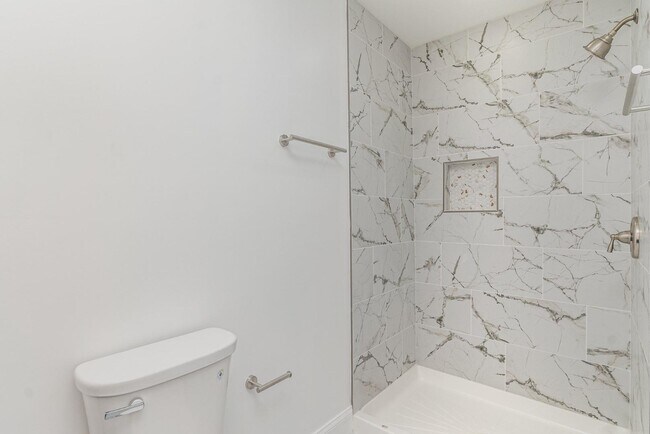 Building Photo - 727 N Collington Ave