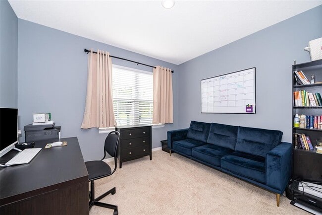 Building Photo - 531 Emily Gln St