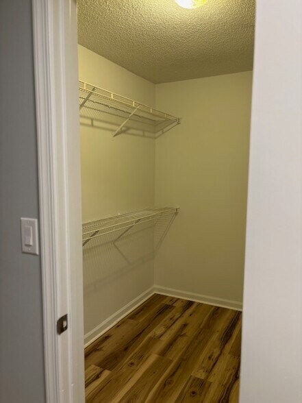 Primary Bedroom Closet - 305 Settlement Dr