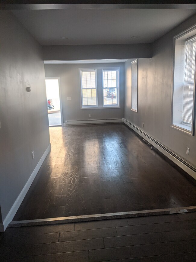 Living room - 300 Cedar St