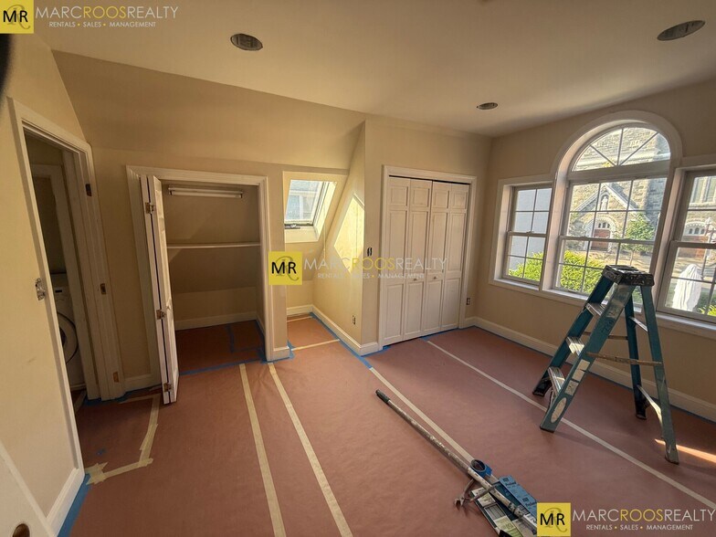 Building Photo - 3 Clarken Ct