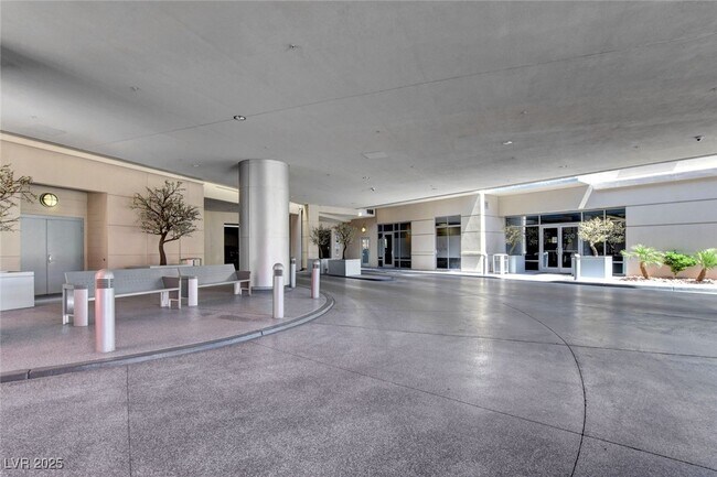 Building Photo - 200 W Sahara Ave