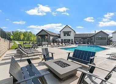 Building Photo - 5399 Robinwood Ct