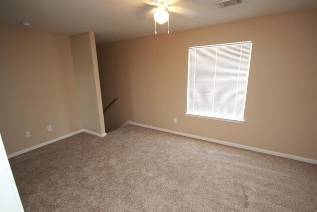 Building Photo - 6418 Mountain Pines Ln