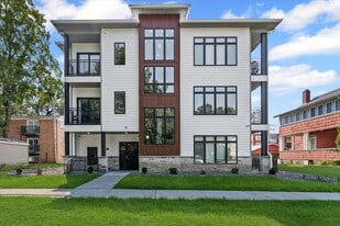 Building Photo - 305 W Washington