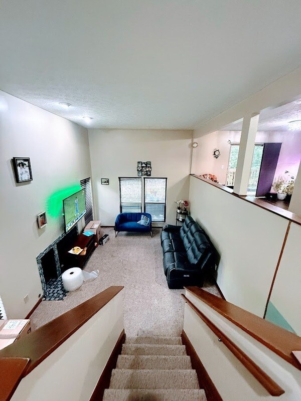 Primary Photo - 9310 Hunters Creek Dr