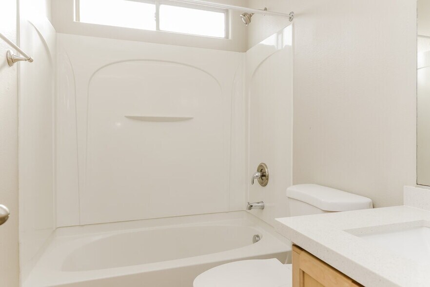 Building Photo - 121 Melon Aroma Ave