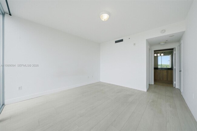 Building Photo - 6305 Indian Creek Dr
