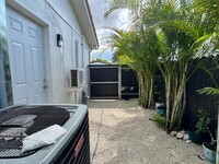 Building Photo - 9815 SW 21st St