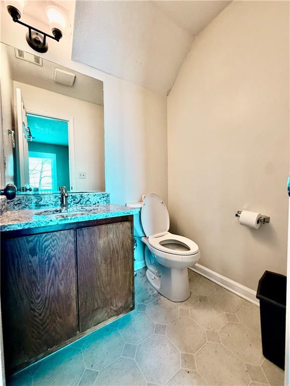 Building Photo - 1559 Cedar Bluff Trail