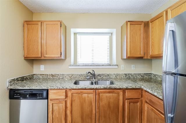 Building Photo - 911 Turner Ct