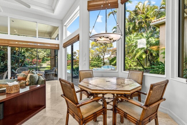 Building Photo - 123 Sunesta Cove Dr