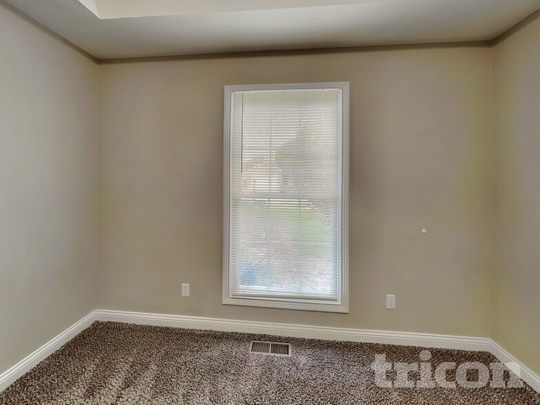 Building Photo - 3279 Wheaton Ct