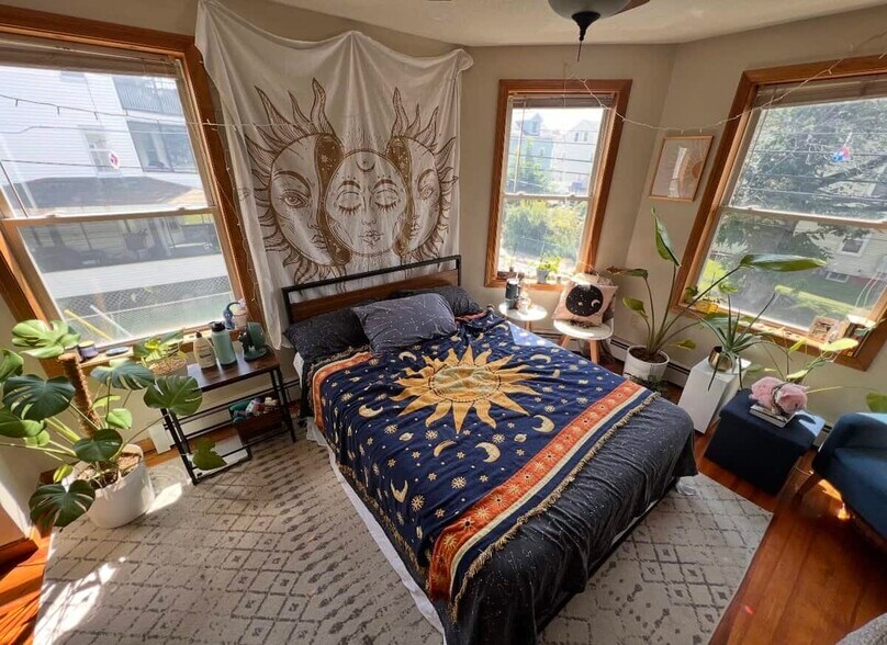 Building Photo - 33B Parsons St