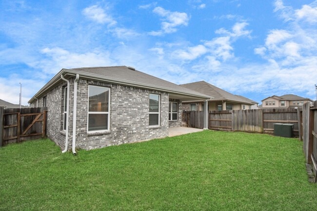 Building Photo - 2030 Domeniko Dr