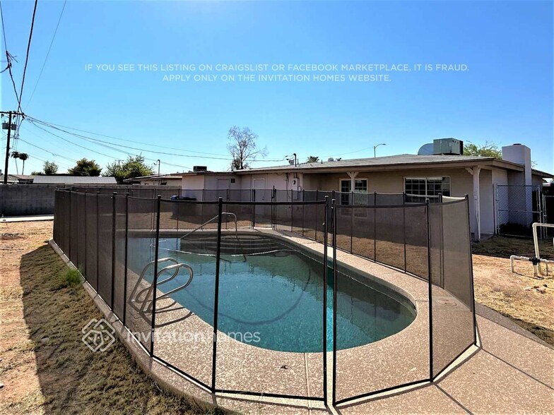 Building Photo - 1729 W Tonto Ln