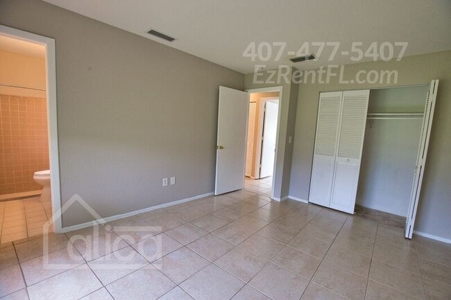 Building Photo - 6667 Carovel Ave