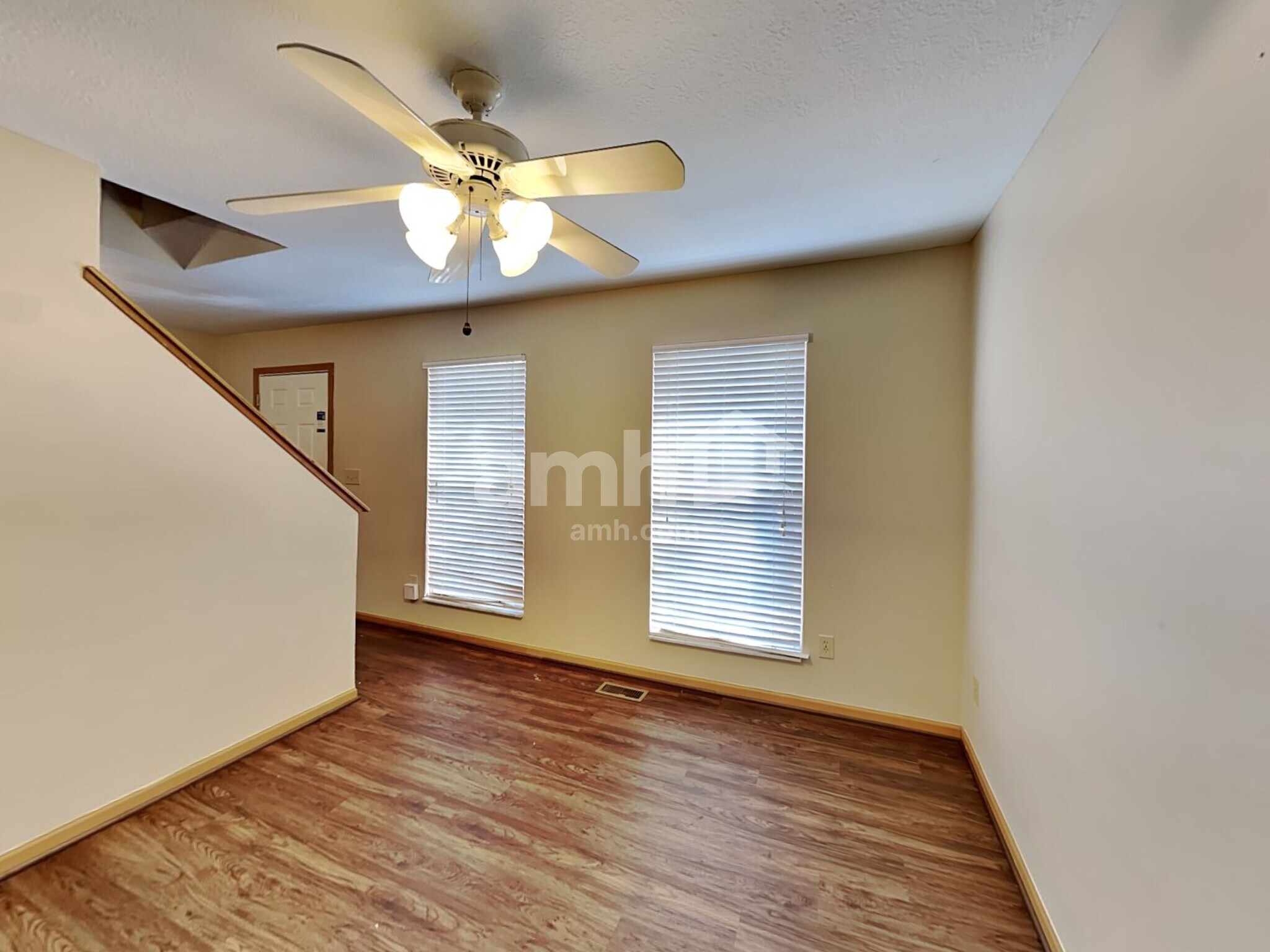 Building Photo - 2245 Yagger Bay Dr