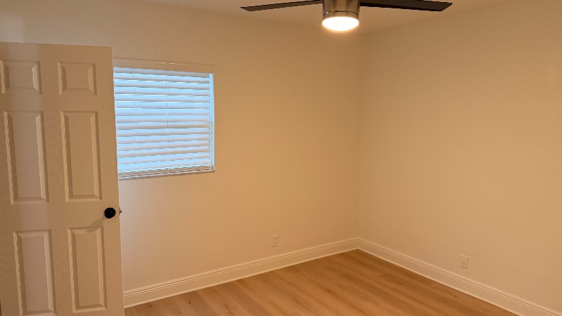 Building Photo - 8708 N Pawnee Ave