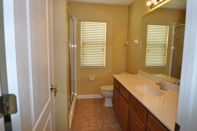 Building Photo - Exclusive Pool Home in Lake Mary on a Cul-de-Sac in Gated Community