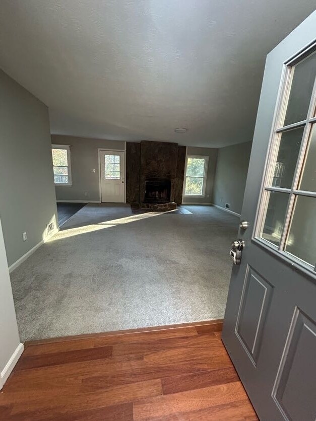 Building Photo - 190 Winston Dr