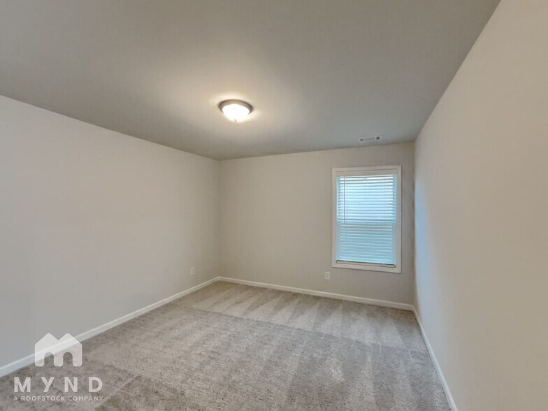 Building Photo - 3683 Dover Run Ln