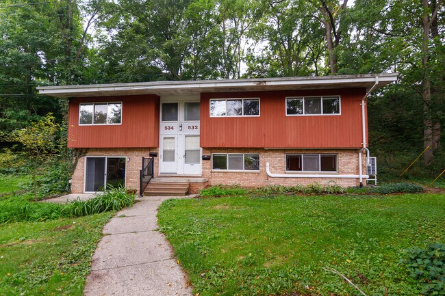 Building Photo - 534 Bemidji Ct