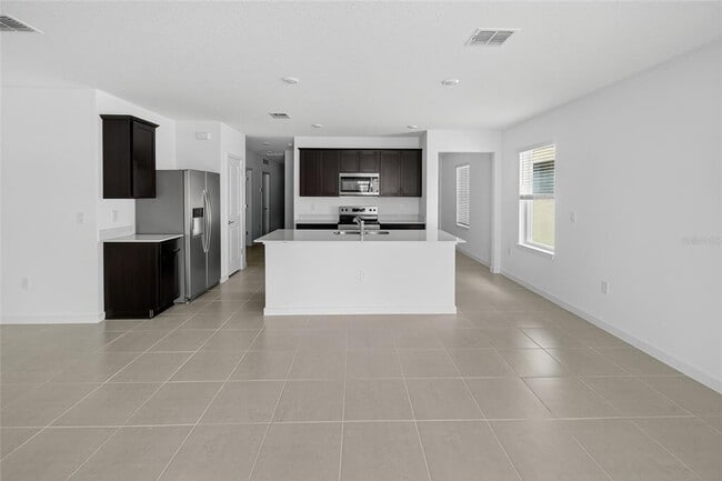 Building Photo - 6784 SW 90th Lp