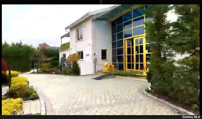 Building Photo - 215-40 27th Ave