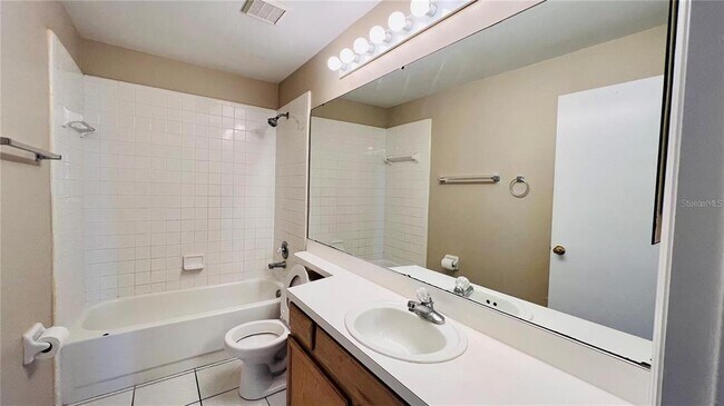 Building Photo - 14772 Laguna Beach Cir
