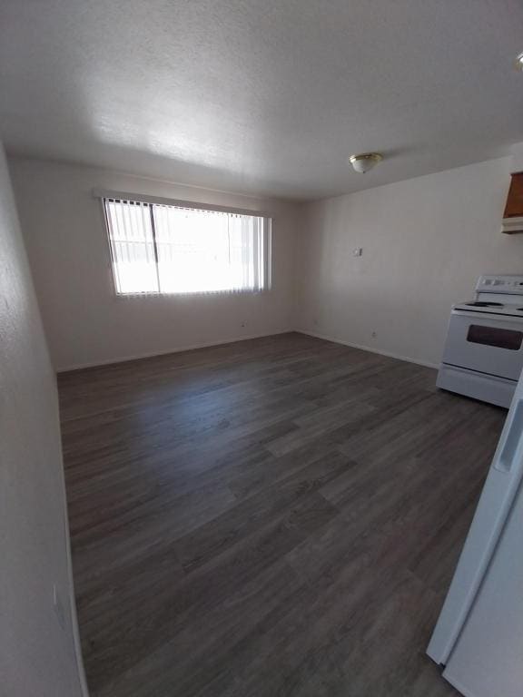 Building Photo - 433 NE Silverwood Pl