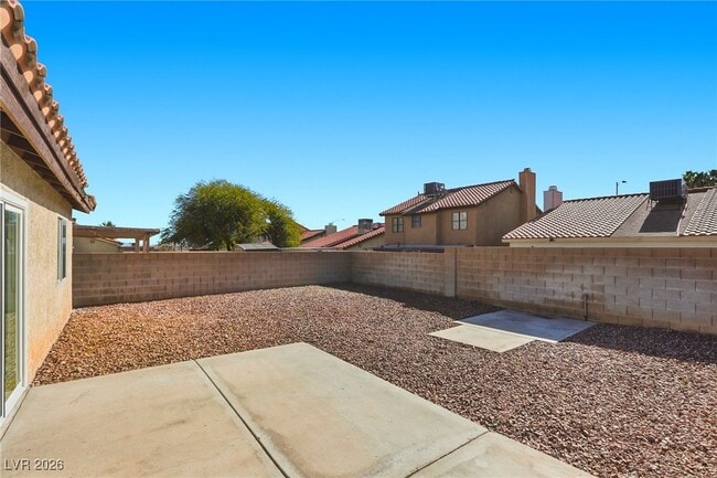 Building Photo - 6725 Reggie Cir